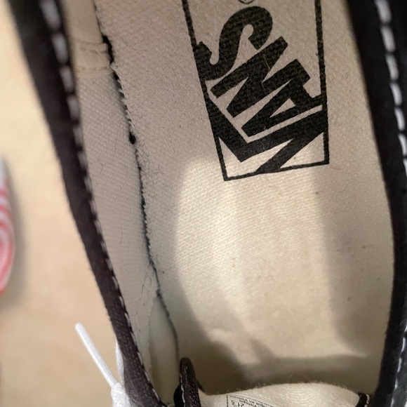 Vans black like new - Picture 3 of 3
